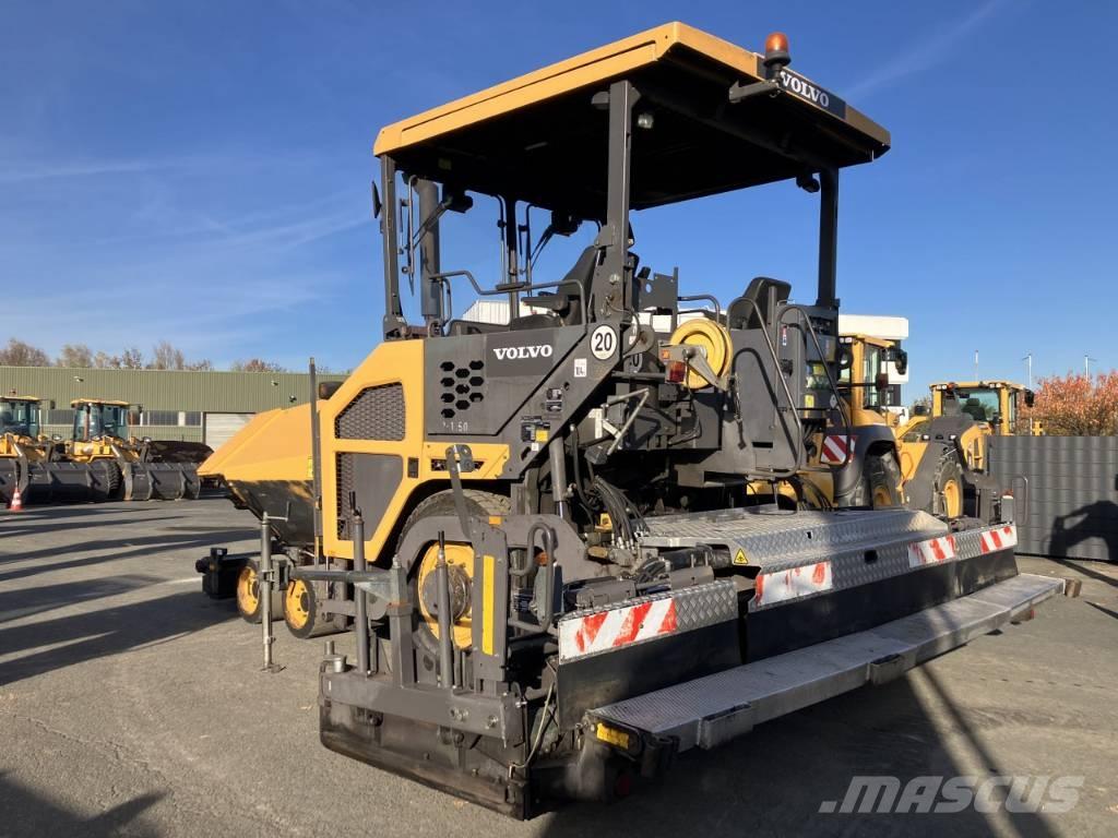 Volvo P 6870 C معدات السفلتة