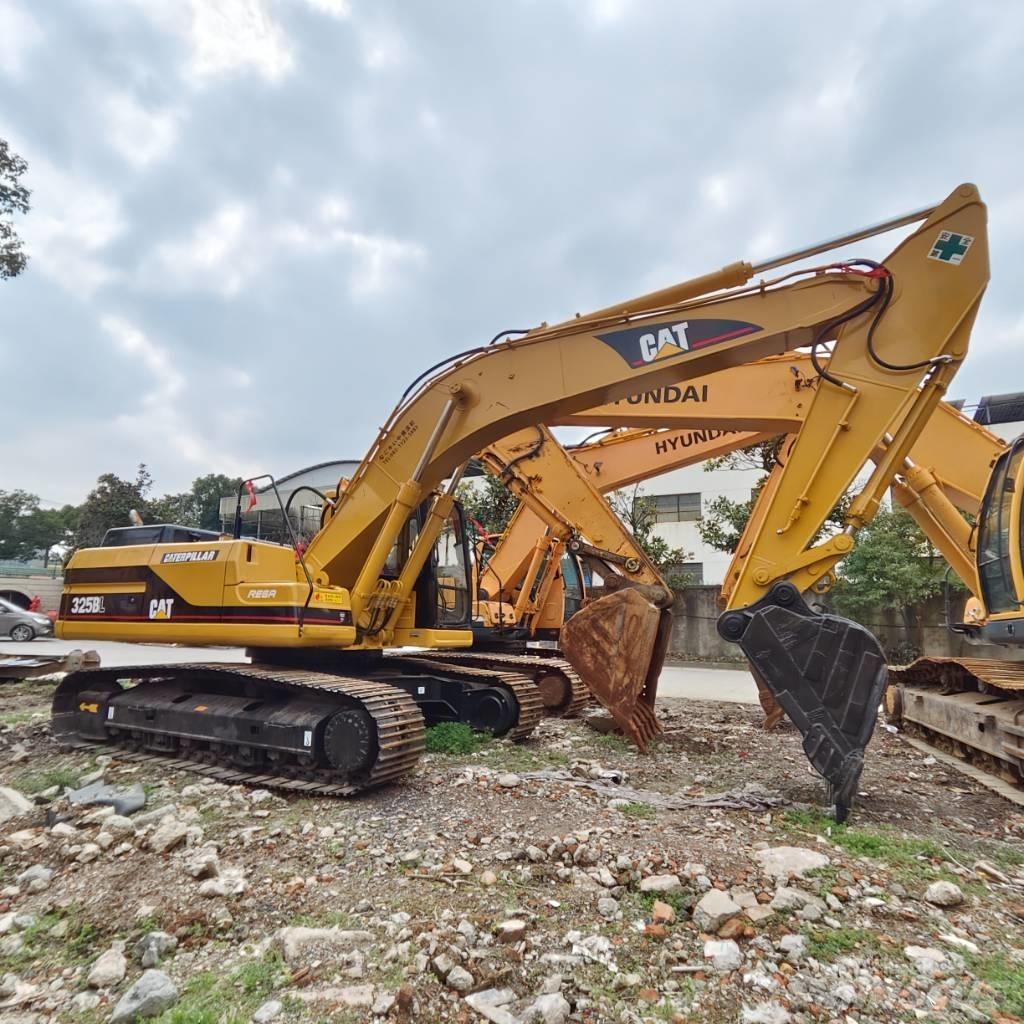 CAT 325 B L حفارات زحافة