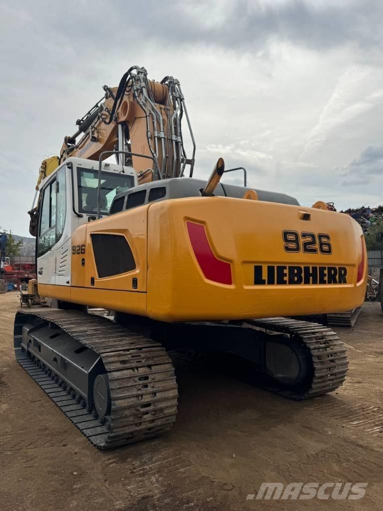 Liebherr R 926 حفارات زحافة