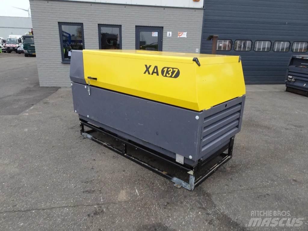 Atlas Copco XAS137 مكابس
