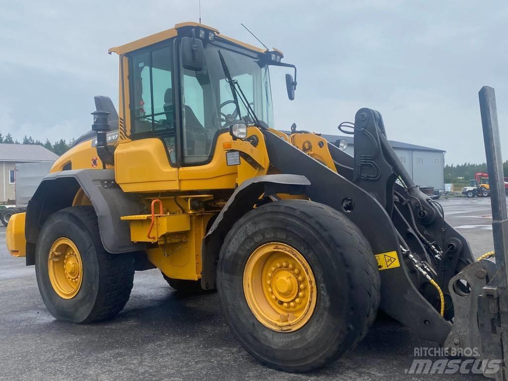Volvo L 90 H لوادر بعجل