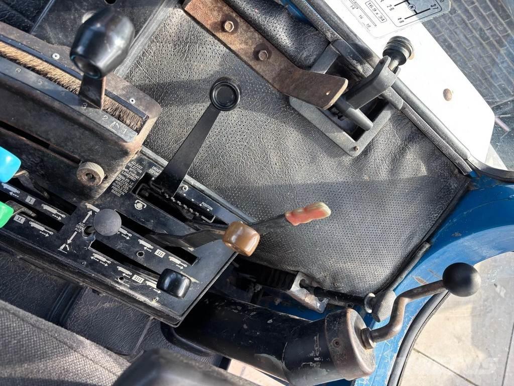 Ford 7810 الجرارات