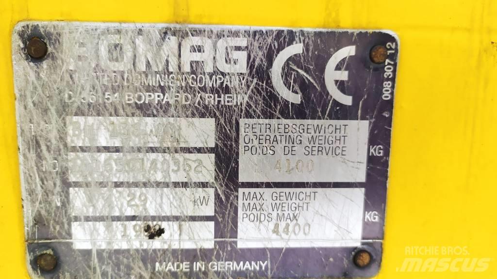 Bomag BW 138 AD مداحل ثنائية الاسطوانة