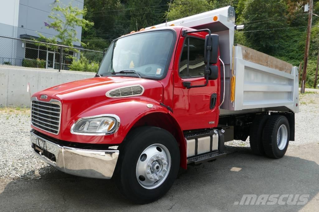 Freightliner M2 شاحنات قلابة