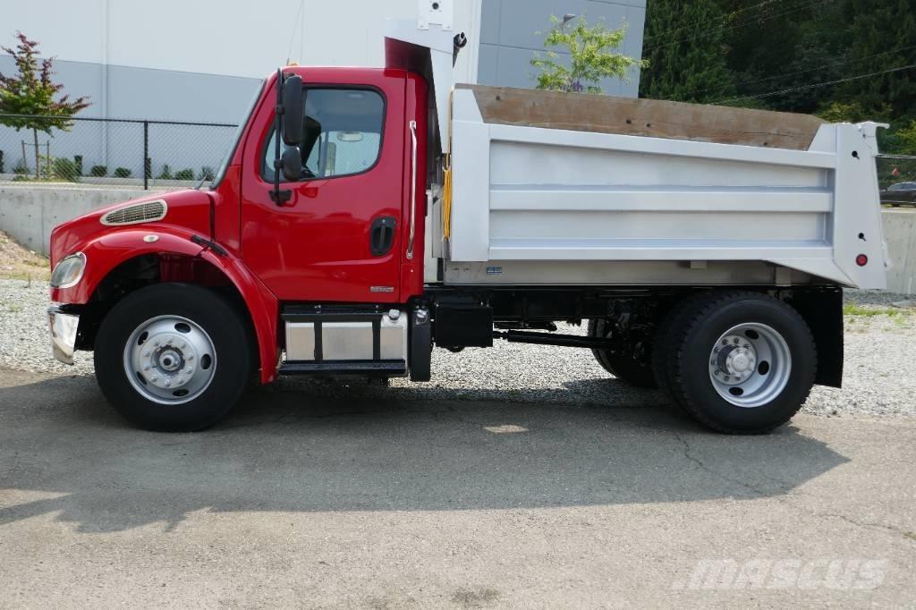 Freightliner M2 شاحنات قلابة