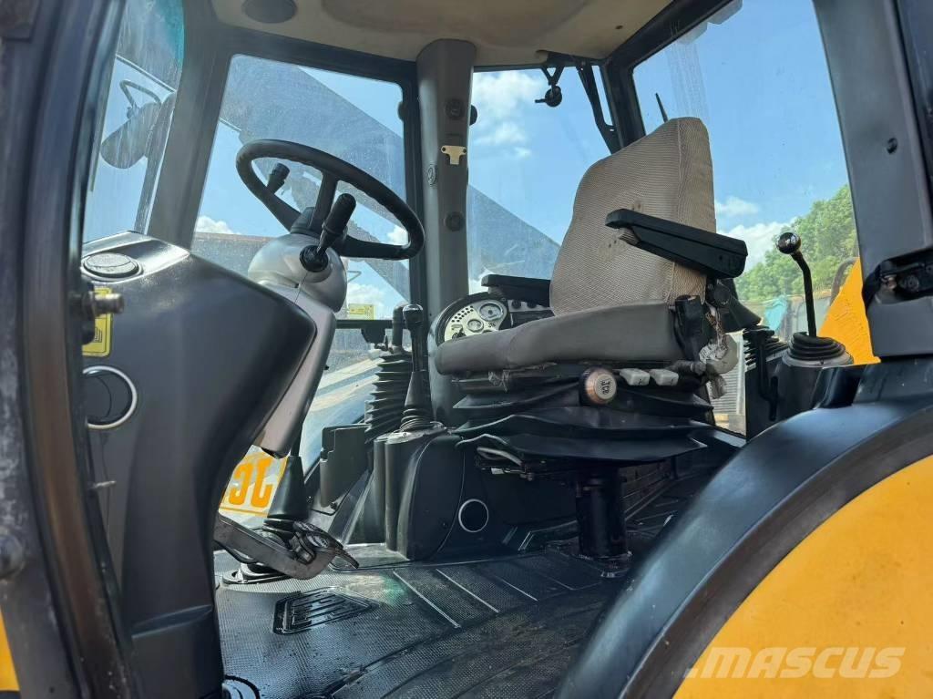 JCB 3 CX لوادر ذات جرافات عكسية