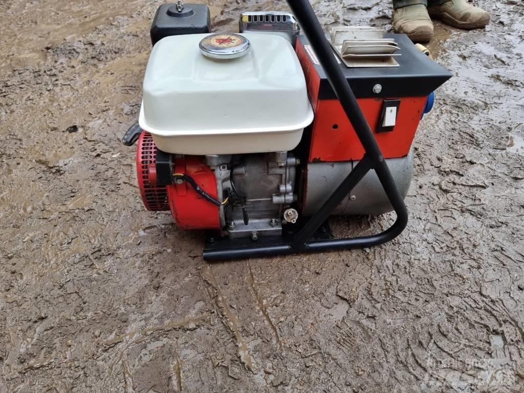 Honda GX 140 2,5KW مولدات ديزل