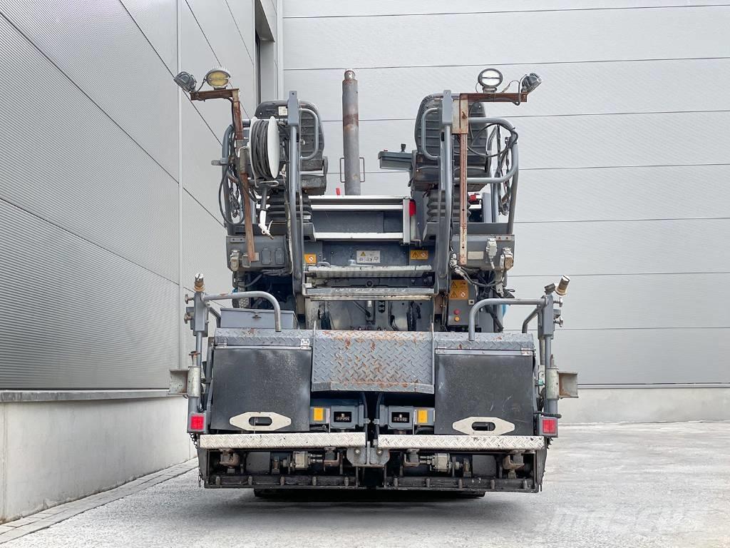 Vögele SUPER 1300-3I معدات السفلتة