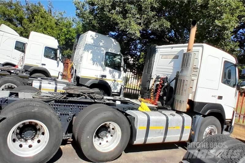 Volvo FMX 440 شاحنات أخرى