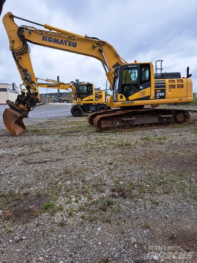 Komatsu PC 240 LC-11 حفارات زحافة