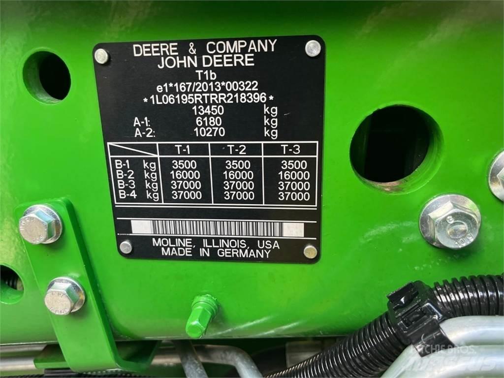 John Deere 6R195 الجرارات