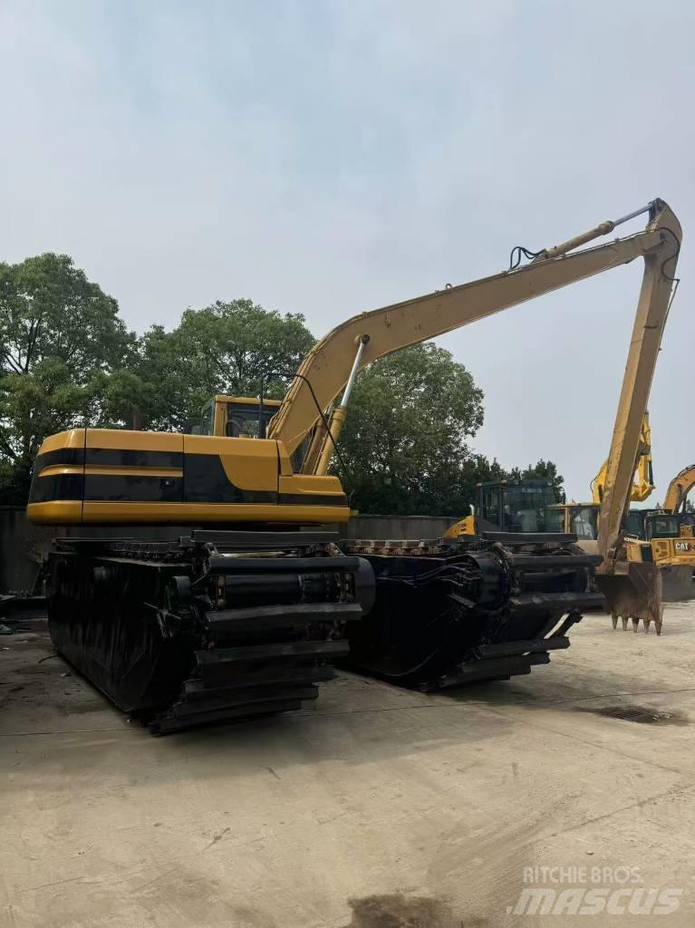 CAT 320B الحفارات البرمائية