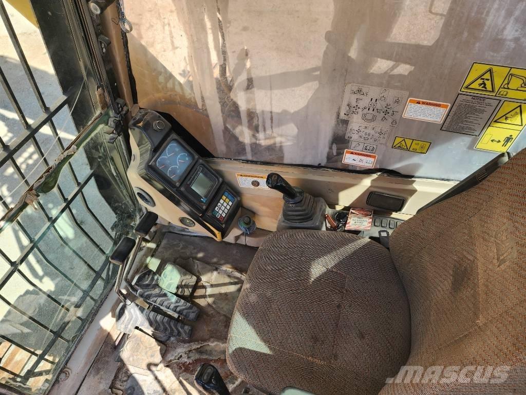 CAT 365BII حفارات زحافة
