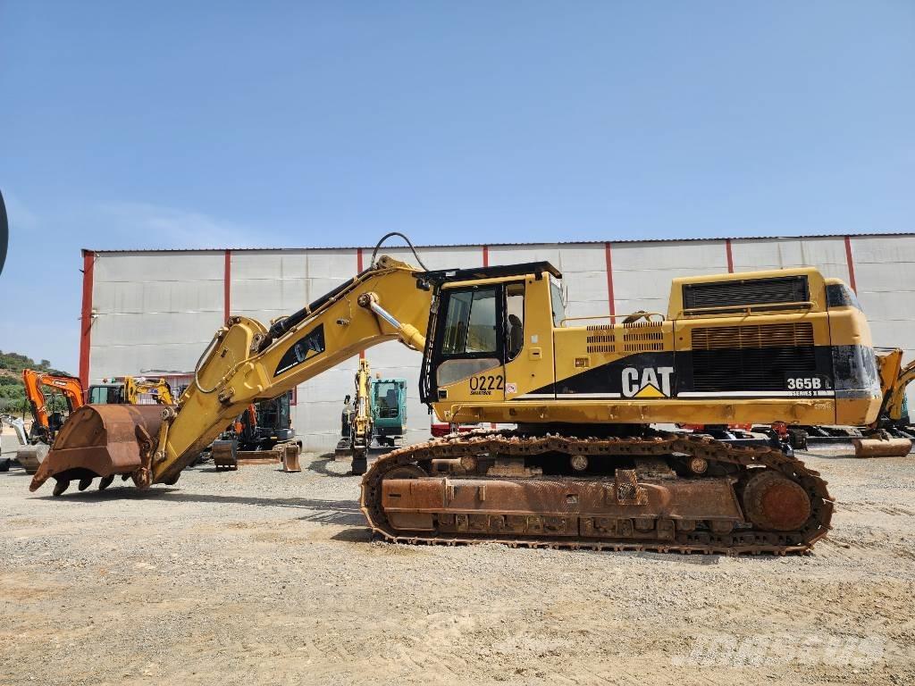 CAT 365BII حفارات زحافة