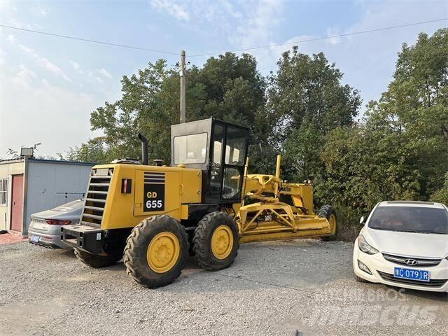 Komatsu GD655 معدات تمهيد الطرق