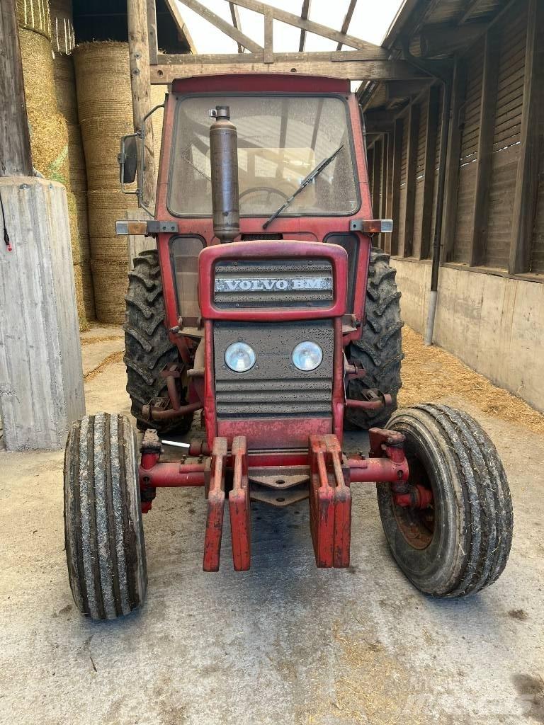 Volvo BM 2250 الجرارات