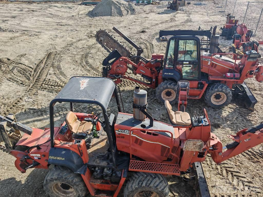 Ditch Witch RT 115 H ماكينات حفر خنادق