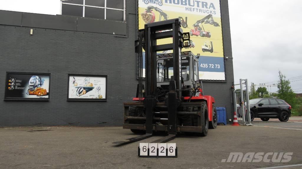 Svetruck 1060-30 شاحنات الديزل