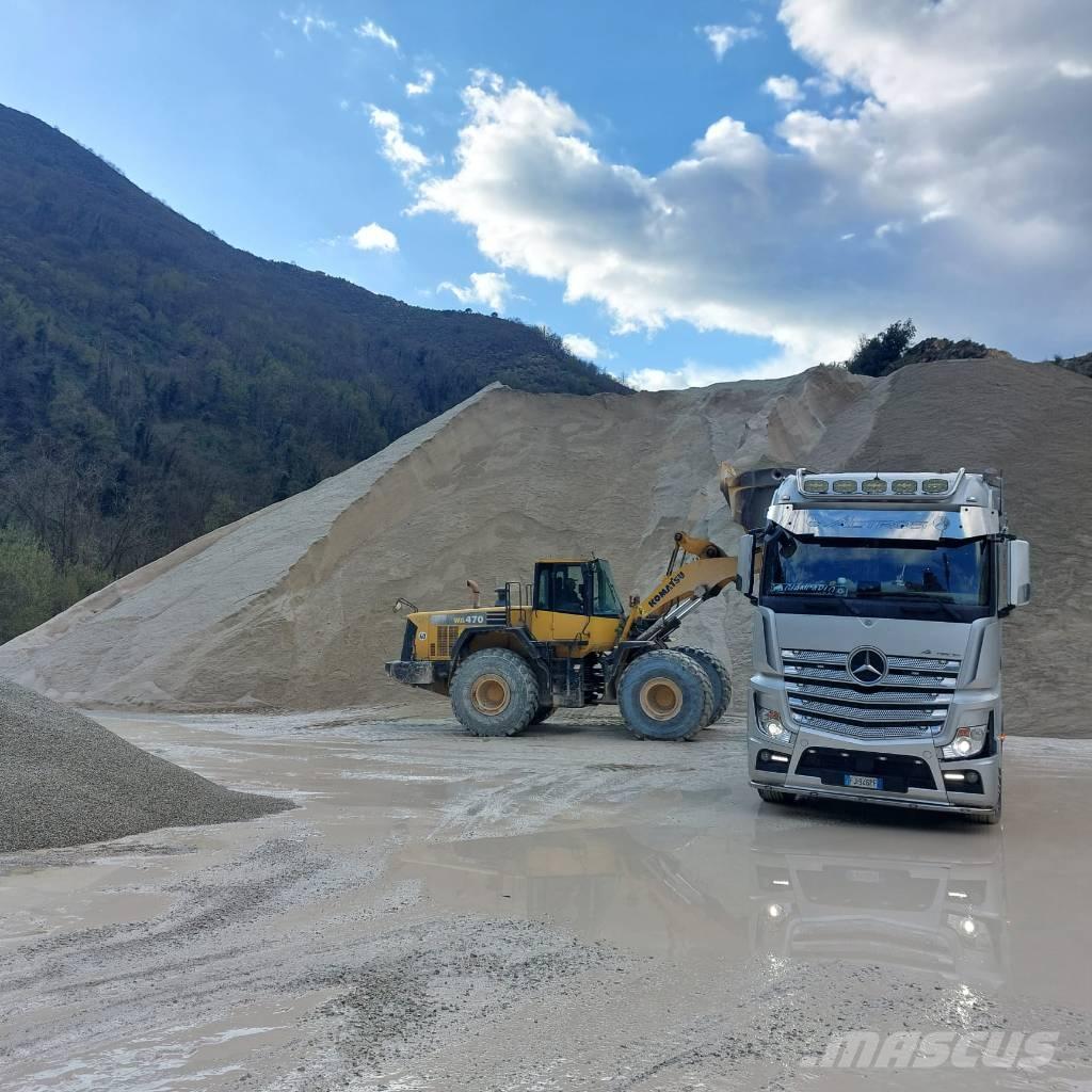 Komatsu WA470LC-6 لوادر بعجل