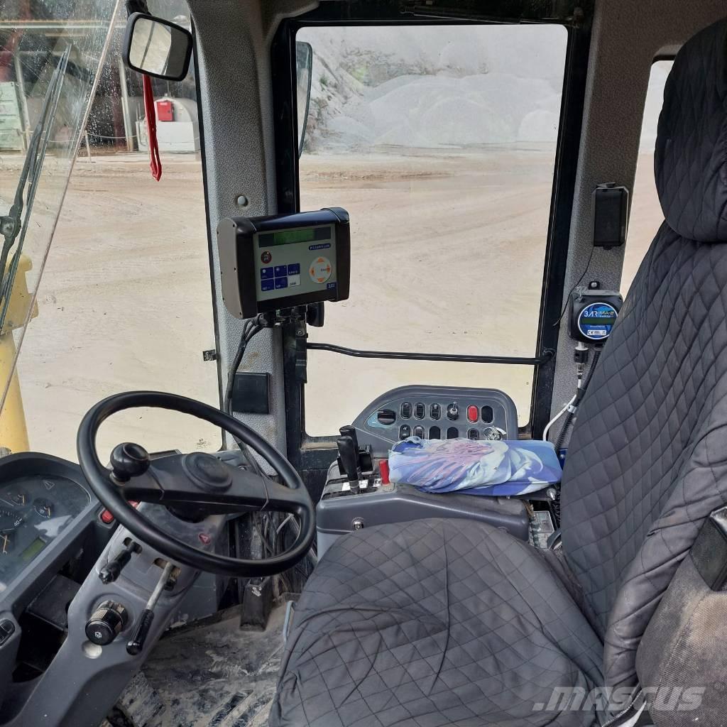 Komatsu WA470LC-6 لوادر بعجل