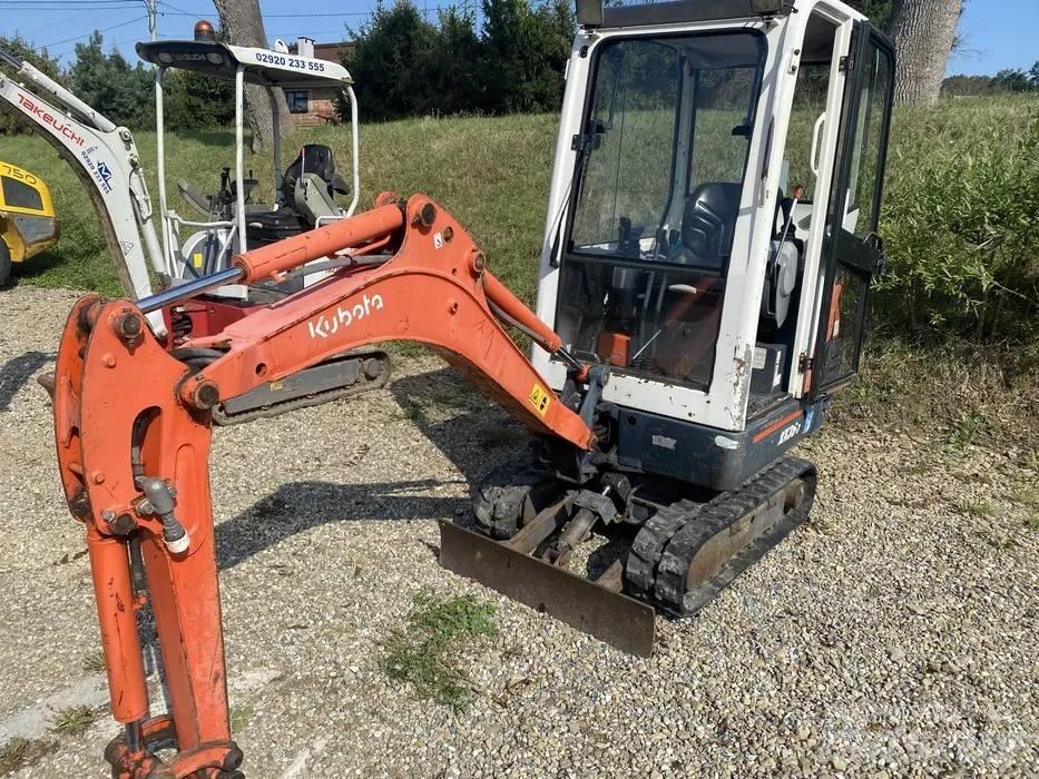 Takeuchi TB 215 R حفارات صغيرة أقل من 7 طن (حفارات صغيرة)