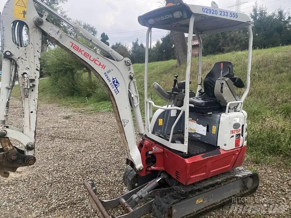 Takeuchi TB 215 R حفارات صغيرة أقل من 7 طن (حفارات صغيرة)