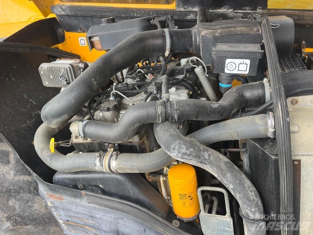 JCB 535-140 مناولات متداخلة