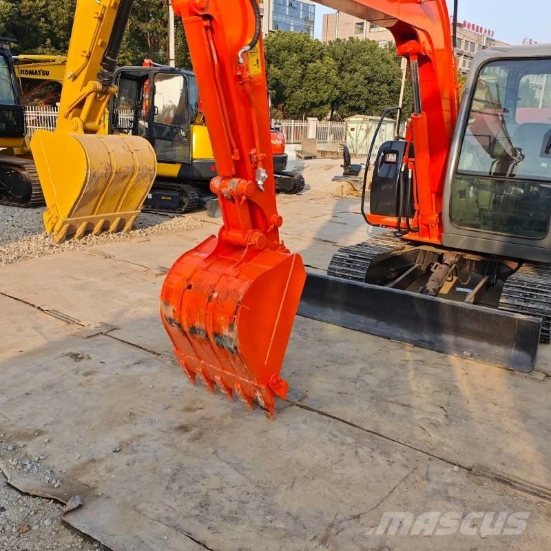 Hitachi ZX 60 حفارات زحافة
