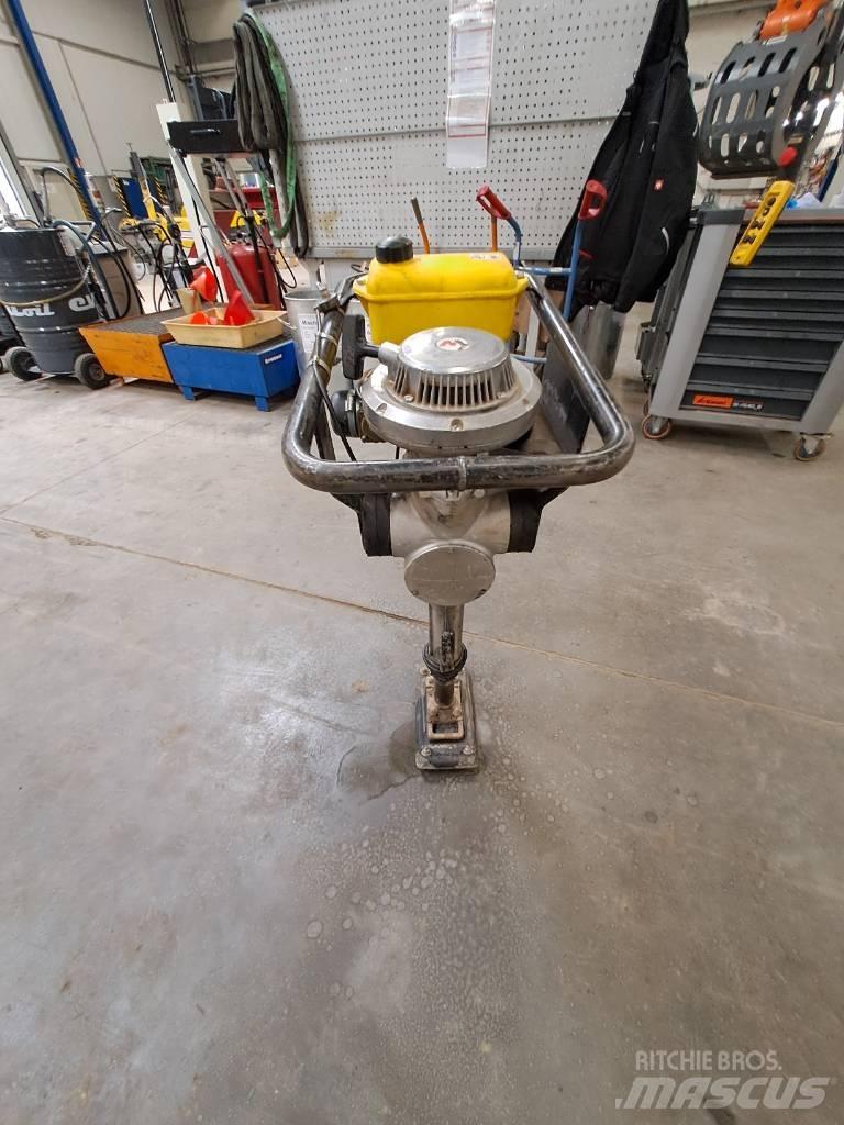 Wacker Neuson BS30 ِدَكات