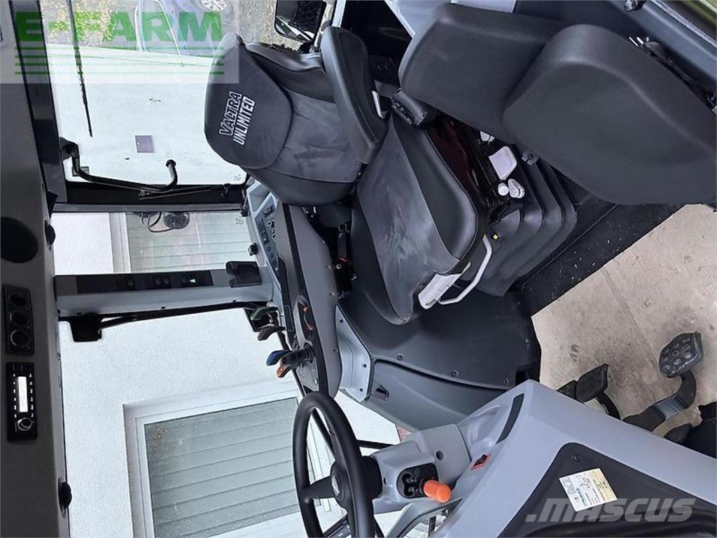 Valtra g135a الجرارات