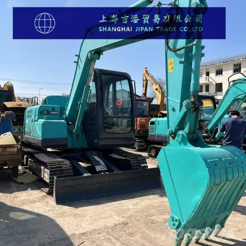 Kobelco SK 75 حفارات وسط 7 طن - 12 طن