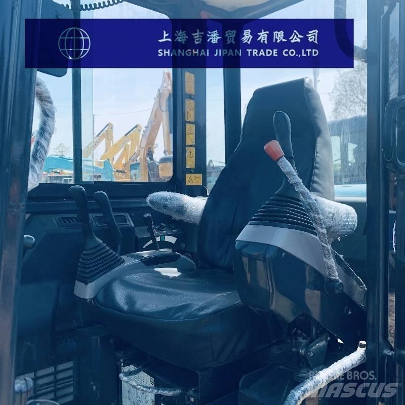 Komatsu PC 56 حفارات صغيرة أقل من 7 طن (حفارات صغيرة)