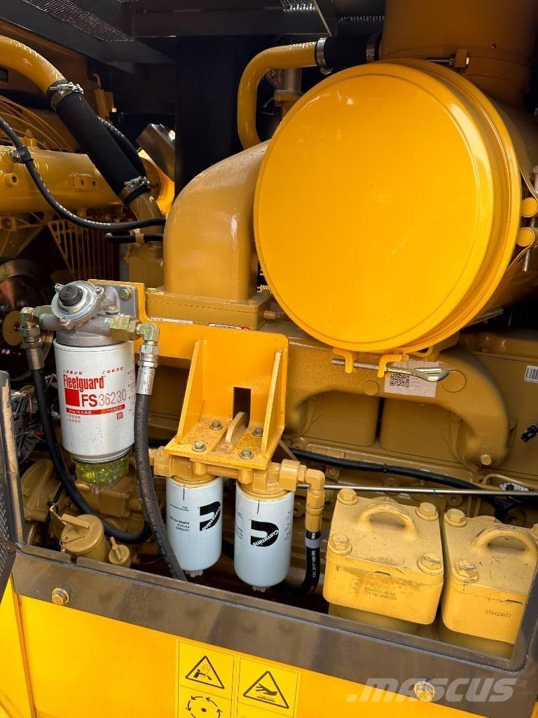 Shantui SD22 بلدوزرات مجنزرة