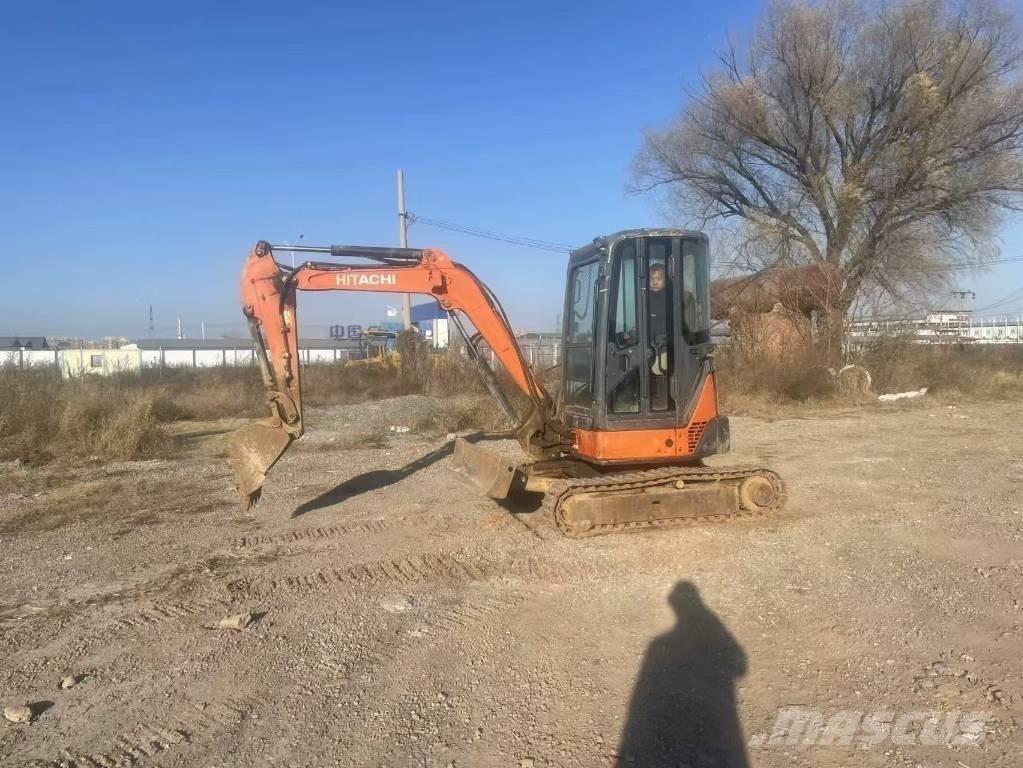 Hitachi ZX 35 U حفارات صغيرة أقل من 7 طن (حفارات صغيرة)