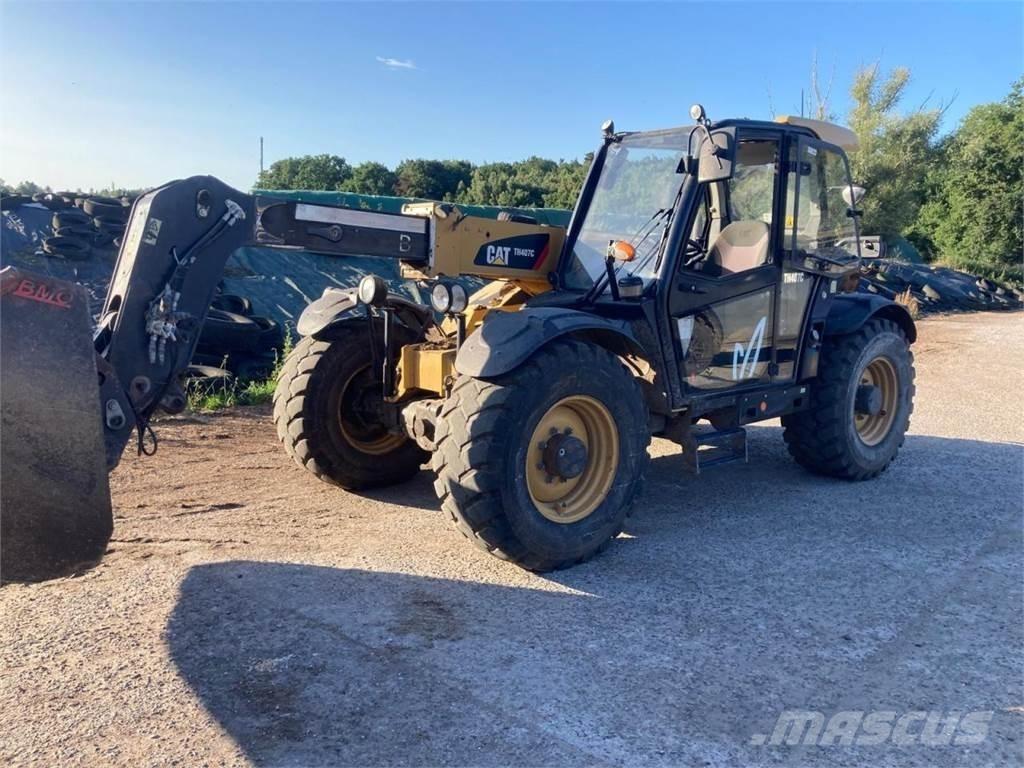 CAT TH 4070 معدات مناولة لأغراض الزراعة