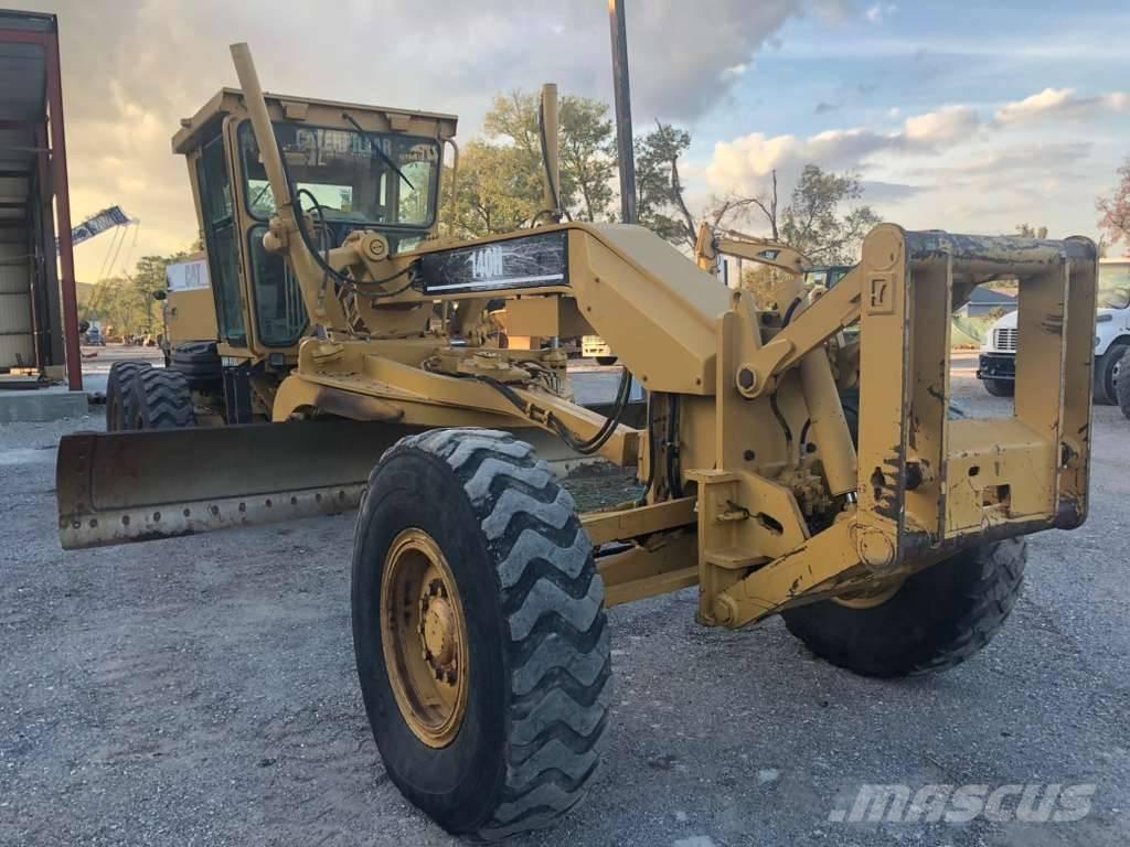 CAT 140 H معدات تمهيد الطرق