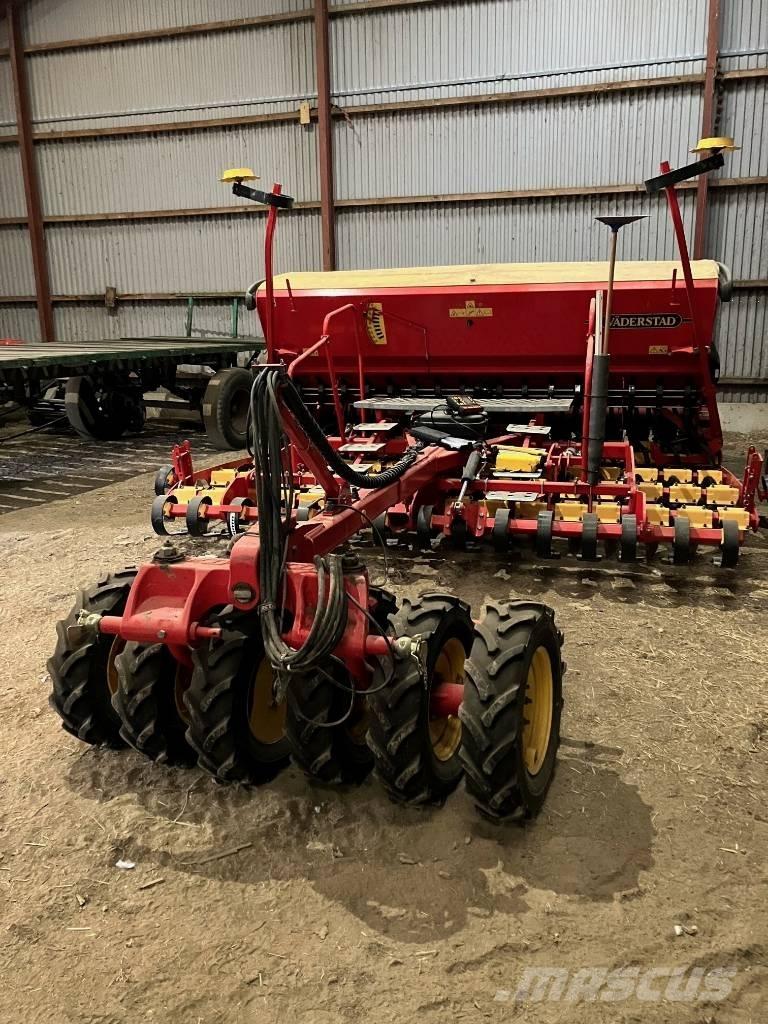 Väderstad Rapid400C مثاقيب مدمجة