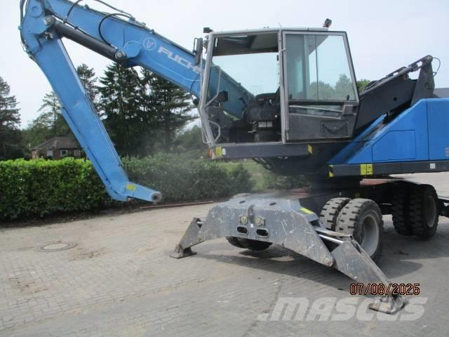 Fuchs MHL 320 مناولات المخلفات / مناولات صناعية