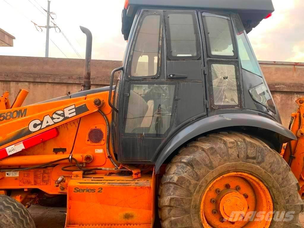 CASE 580 M لوادر ذات جرافات عكسية