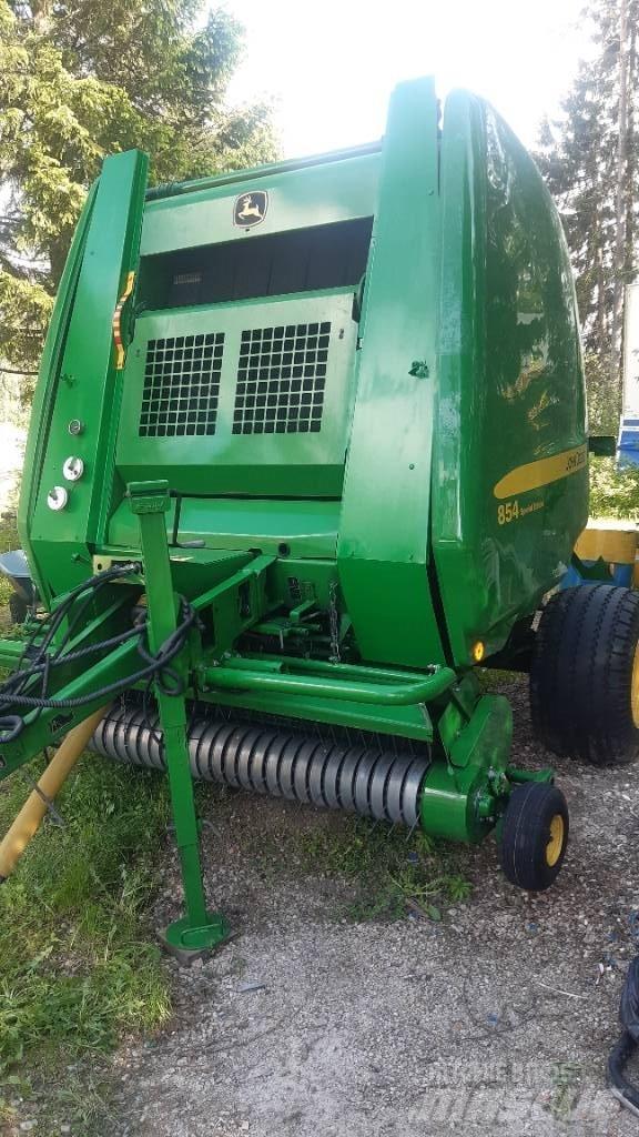 John Deere 854 محزمات مستديرة