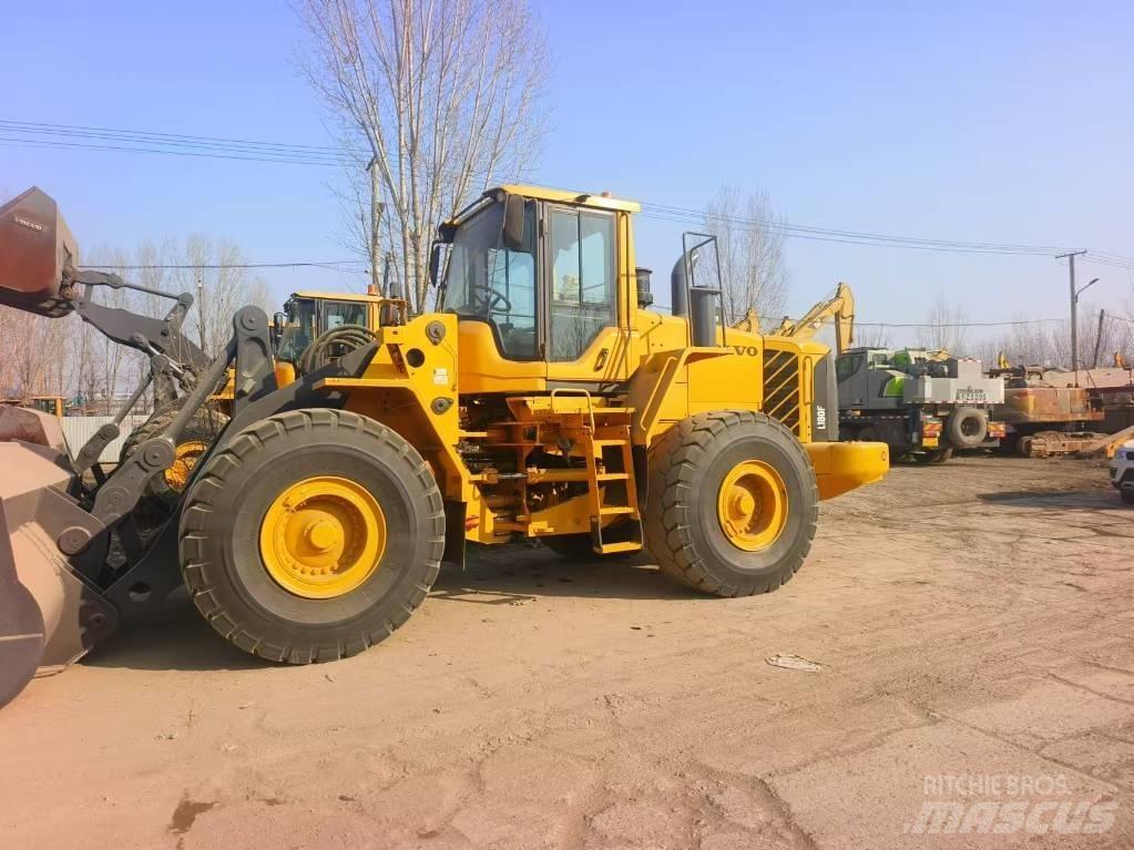 Volvo L 180 F لوادر بعجل