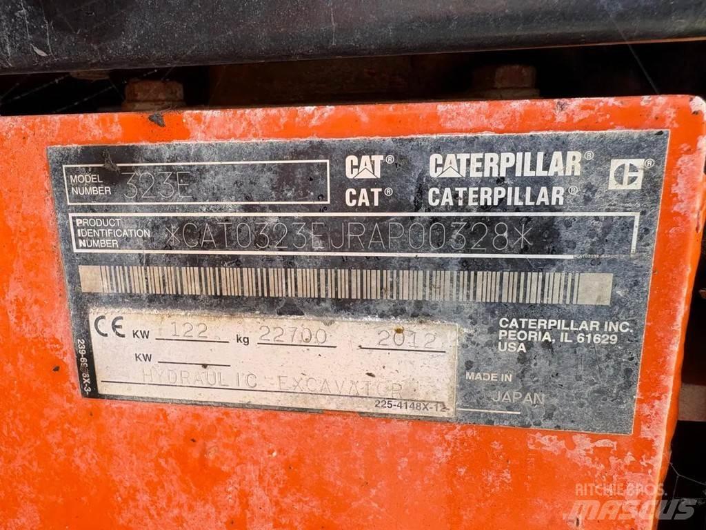 CAT 323E حفارات زحافة