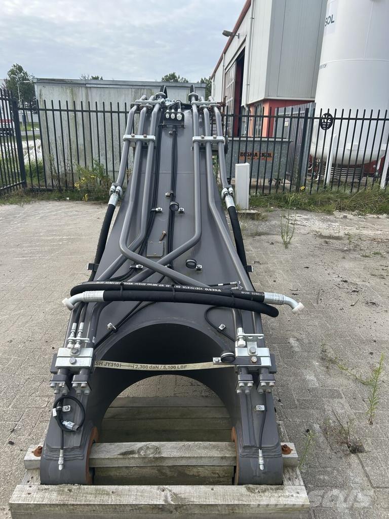 Volvo EC480E جرافات عكسية