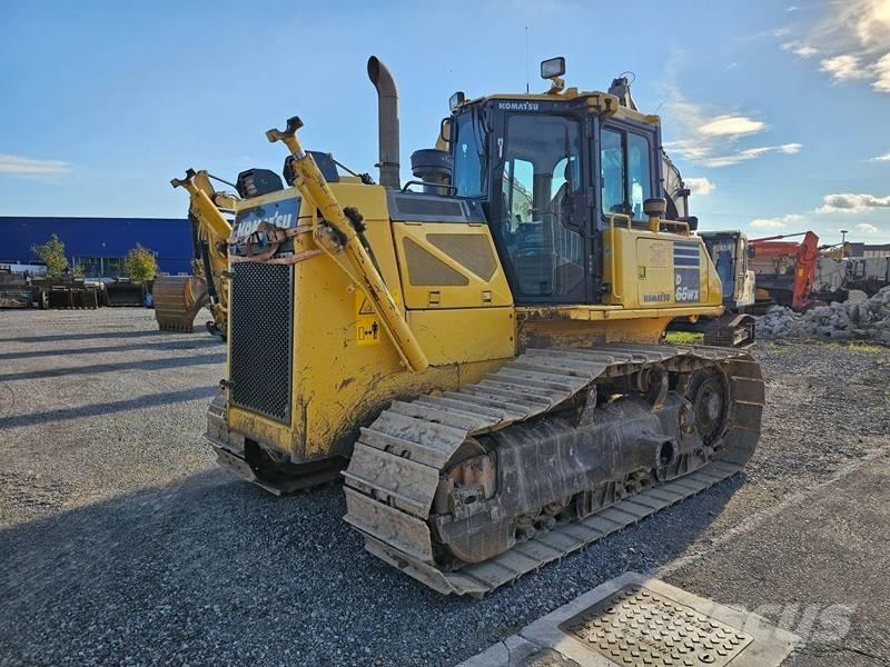 Komatsu D 65 WX-17 بلدوزرات مجنزرة