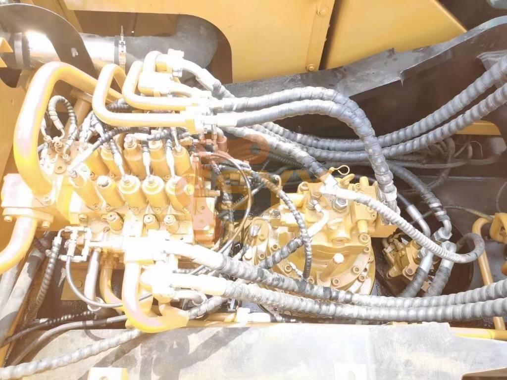 Sany SY 365 حفارات زحافة