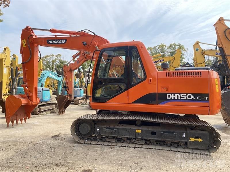 Doosan DX150 حفارات زحافة