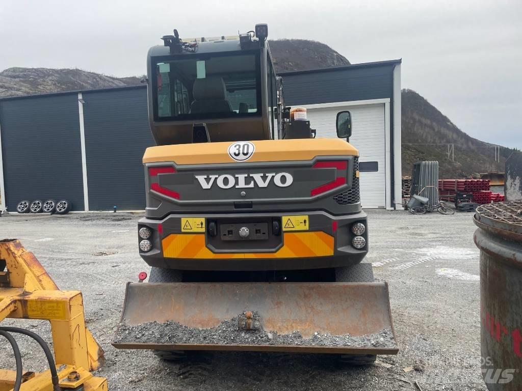Volvo EW 60 حفارات بعجل