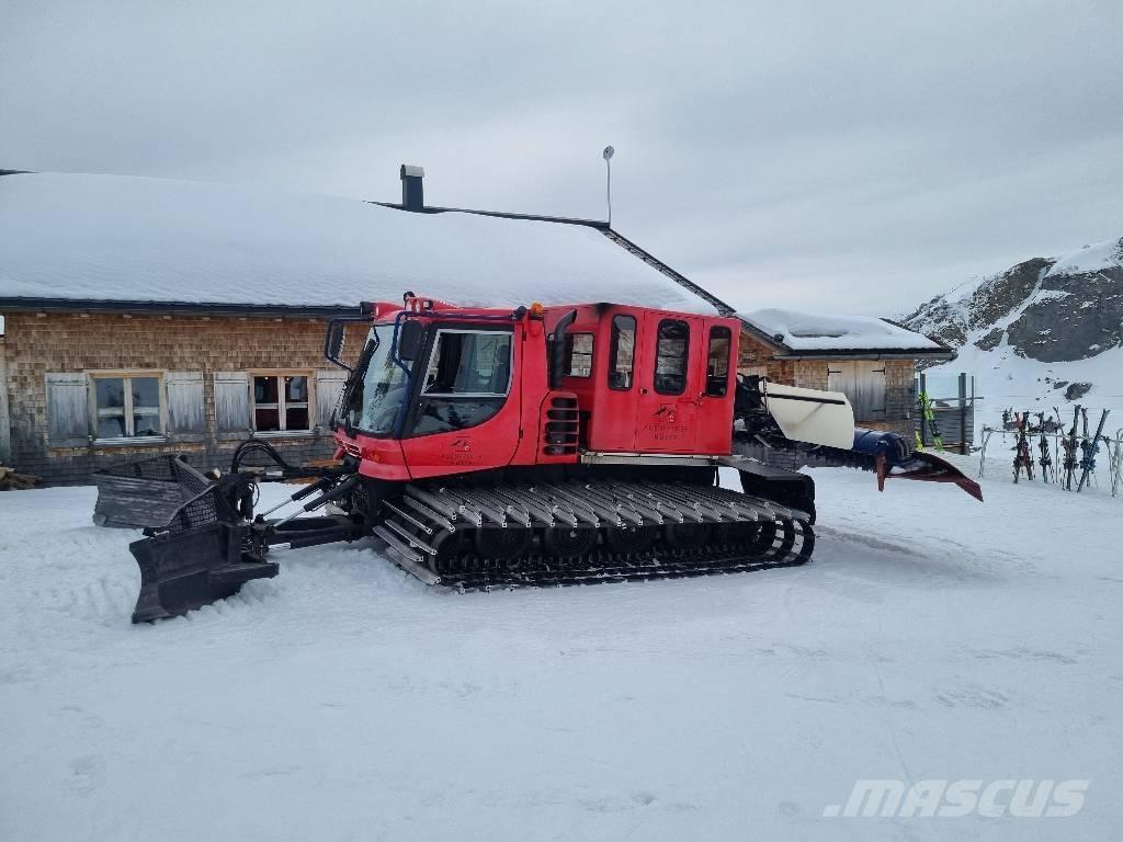  Pistenbully 300 DD كاسحات جليد