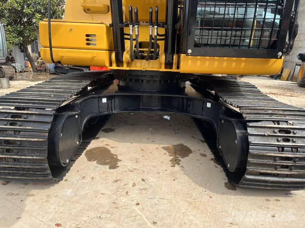 CAT 320 GC حفارات زحافة