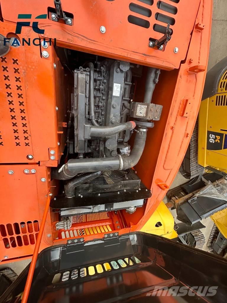 Doosan DX150LC حفارات زحافة